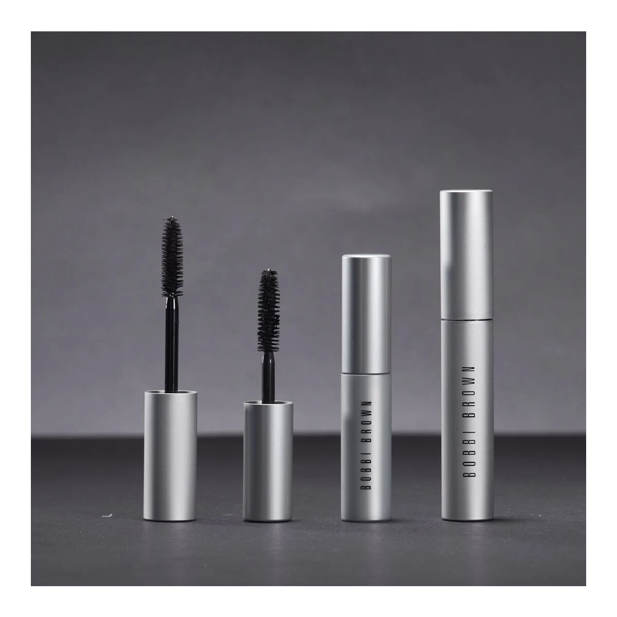 MINI SMOKEY EYE MASCARA-Mini Mascara Effet Faux Cils-BOBBI BROWN – Image 2