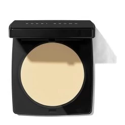 SHEER FINISH PRESSED POWDER-Poudre Transparente Et 100 % Non Grasse-BOBBI BROWN